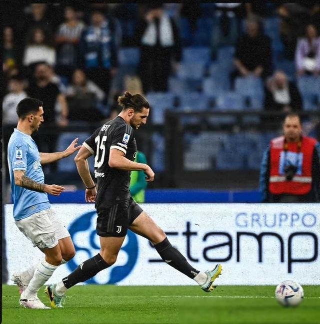 清晨斯图加特绝杀压哨：英超节点到来；质疑声仍在；年轻球员得到机会的简单介绍-米兰app下载